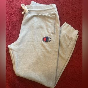 Champion Sweatpants 🛒
